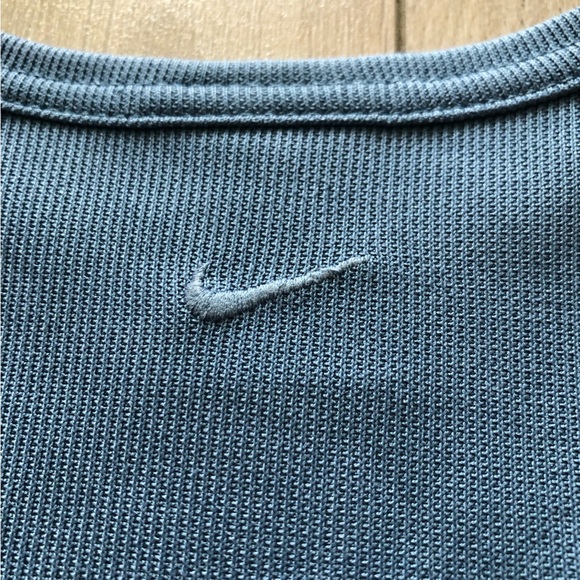 Nike Dri-Fit Logo Embroidered V Neck T Shirt in Grey Blue Size XS - Picture 6 of 11